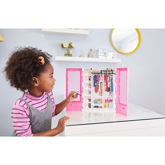 Barbie® Fashionistas® Ultimate Closet™ Accessory